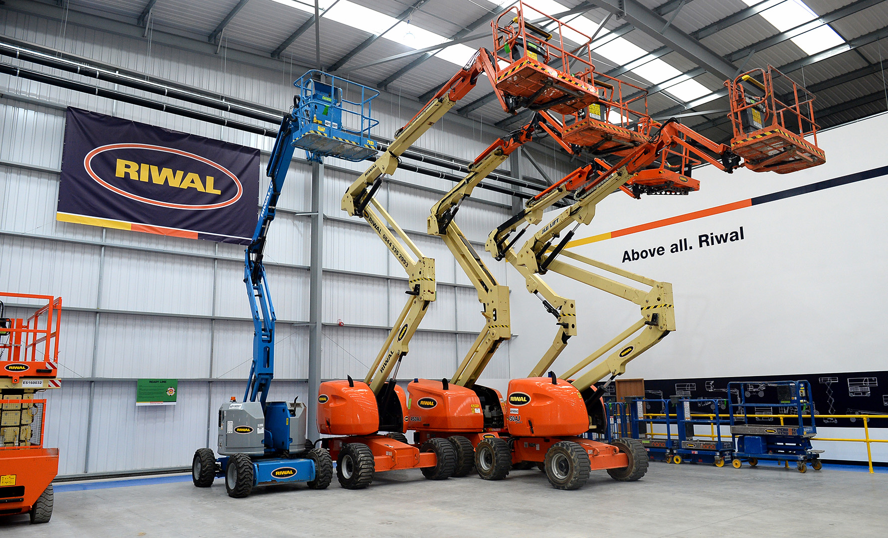 9 Riwal Wall Graphics